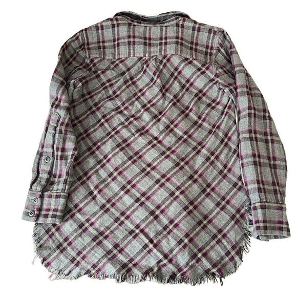 CAbi Highland Flannel Plaid Gray and Purple Button Up Frayed Hem Shirt Size S - Picture 4 of 13